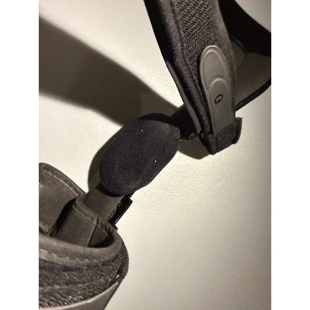 Donjoy Defiance ACL Knee Brace Custom Black